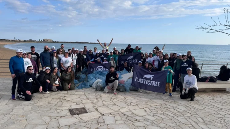 Marina di Modica si differenzia: cittadini uniti per la tutela dell’ambiente