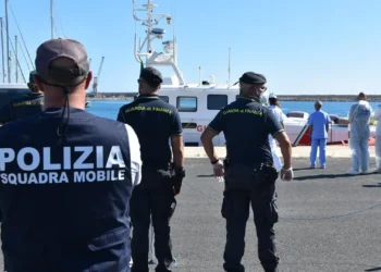 La Polizia di Stato arresta due egiziani per favoreggiamento dell’immigrazione clandestina