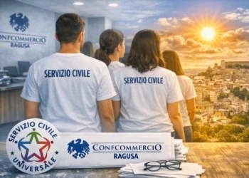 Giovani volontari del Servizio civile universale Comuni da Vivere durante un incontro formativo a Ragusa