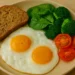 Uova a colazione: perché aiutano davvero a perdere peso