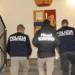 Gli agenti della Squadra Mobile e del Commissariato di Modica durante le fasi del fermo