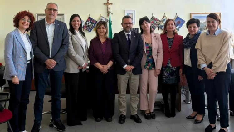 Incontro tra l'Ordine dei Commercialisti di Ragusa e il Provveditore agli Studi per il progetto scuola