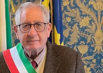 Docente eroe a Praga, il Sindaco: “Vittoria orgogliosa di Domenico Lucifora”