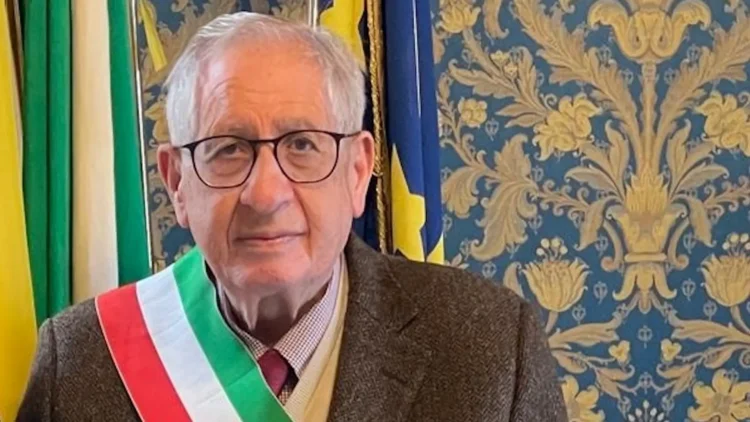 Docente eroe a Praga, il Sindaco: “Vittoria orgogliosa di Domenico Lucifora”