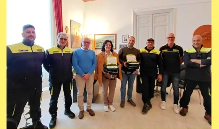 Consegna dei defibrillatori portatili al Comune di Comiso