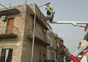 Nuova illuminazione pubblica a LED installata nelle strade di Acate per l'efficientamento energetico