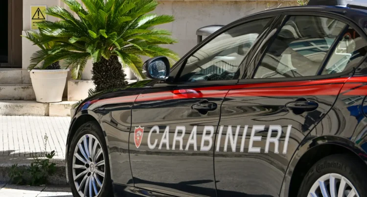Comando Provinciale dei Carabinieri di Ragusa dove il 22enne è stato condotto dopo l'arresto per evasione dagli arresti domiciliari