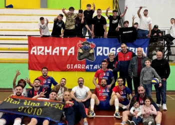 Giocatori di pallavolo durante una fase decisiva dei playoff di Serie C