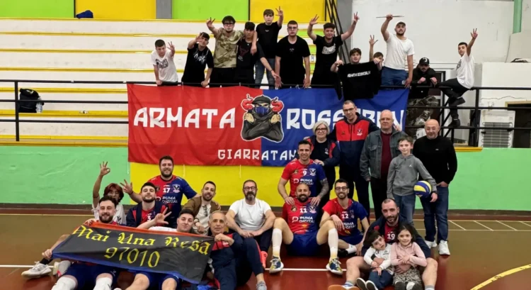 Giocatori di pallavolo durante una fase decisiva dei playoff di Serie C