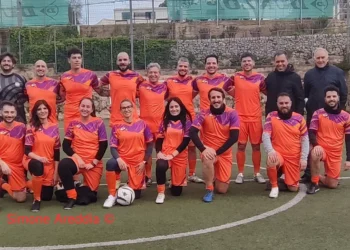 Squadre di calcio degli InSuperAbili e degli Uffici Giudiziari durante la Giornata Mondiale Consapevolezza Autismo a Modica.