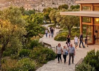 Ingresso della nuova sede del Centro Educativo Alzheimer presso il Parco Urbano Padre Basile a Modica.