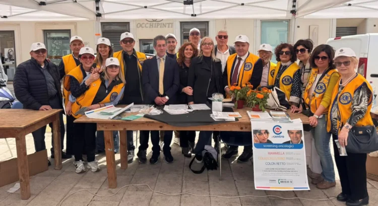 Gazebi per gli screening sanitari gratuiti durante il Lions Day 2026 a Vittoria