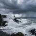 Costa siciliana colpita da mareggiata e maltempo