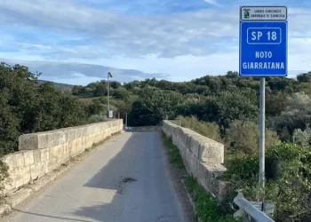 Tratto della Strada Provinciale 55 tra Giarratana e Noto in attesa di lavori.