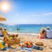 Spiaggia siciliana assolata con cielo limpido per le previsioni meteo Pasquetta Sicilia