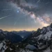 Una pioggia di stelle cadenti attraversa il cielo notturno durante lo sciame meteorico delle Liridi
