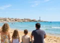 Pasquetta a Ragusa 2026: famiglie in picnic a marina di ragusa con il sole primaverile