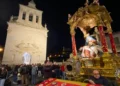 Il simulacro della Madonna Addolorata in processione a Monterosso Almo.