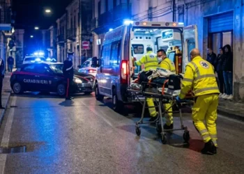 Ambulanza 118 intervento accoltellamento Ispica