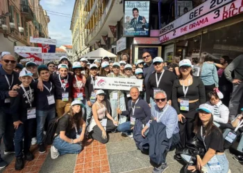 Studenti della scuola Verga di Comiso festeggiano la vittoria al GEF di Sanremo