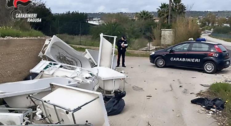 Operazione dei Carabinieri per il sequestro di una discarica abusiva a Ragusa