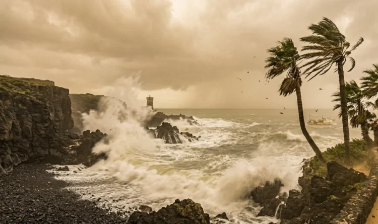 Forte vento di scirocco e cielo giallo per la sabbia del deserto in Sicilia