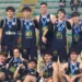 Giocatori della Virtus Ragusa Academy festeggiano il titolo regionale Under 19