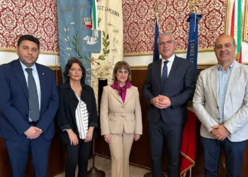 Il Prefetto di Ragusa Tania Giallongo incontra il sindaco di Santa Croce Camerina nel palazzo municipale