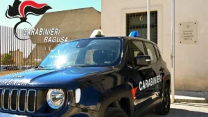 Auto dei Carabinieri della Stazione di Ispica