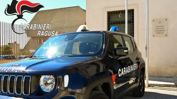 Auto dei Carabinieri della Stazione di Ispica