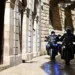 Agenti del Commissariato di P.S. di Modica durante operazione di polizia giudiziaria