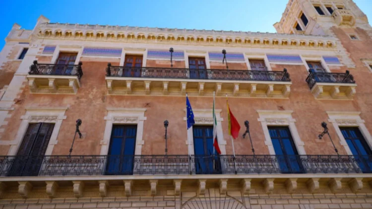 Facciata del Comune di Ispica, sede delle elezioni amministrative 2026