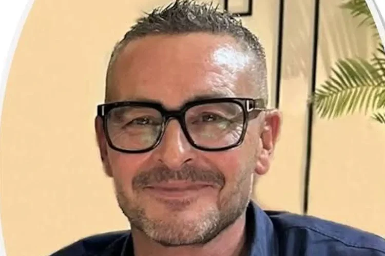 I funerali di Enzo Di Raimondo nella chiesa di San Pietro