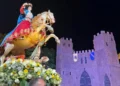 Festa Madonna delle Milizie a Scicli con figuranti e pubblico durante la rievocazione 2026