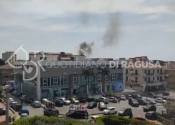 Vigili del Fuoco in intervento per principio di incendio a Modica sulla Sorda-Sampieri