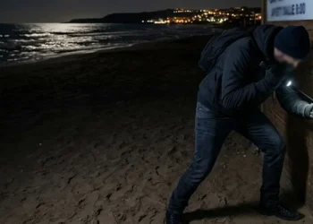 Furti notturni in stabilimenti balneari a Marina di Modica con indagini in corso
