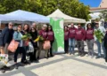 Stand di produttori locali durante un evento a Marina di Ragusa
