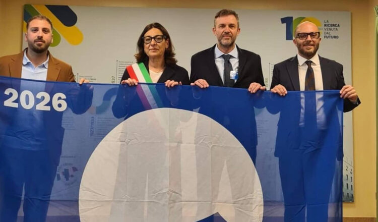 Modica Bandiera Blu sulle spiagge di Marina di Modica e Maganuco