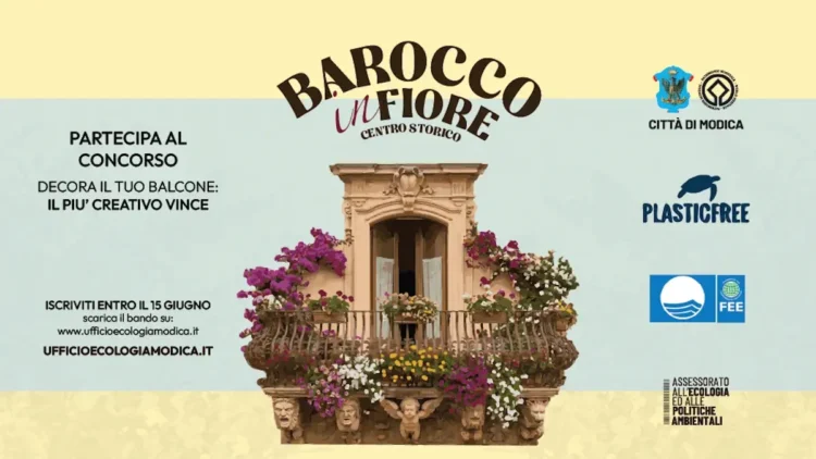 Balconi fioriti e spazi verdi nel centro storico di Modica