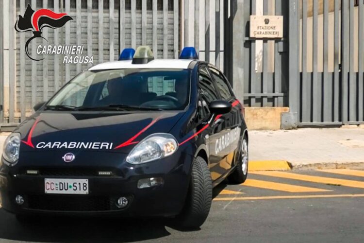 Pozzallo droga minori controllo dei Carabinieri in strada
