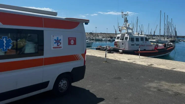 Guardia Costiera Pozzallo intervento soccorso marittimo nave mercantile