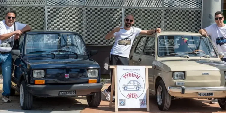 Esposizione di Fiat 126 d'epoca durante il Motor Days a Ragusa