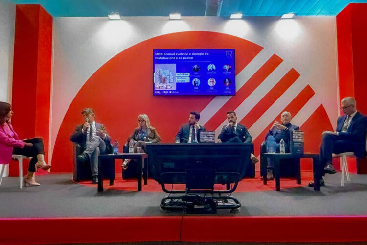 Stand Ard Discount al TuttoFood collegato al premio ricevuto da Ragusa