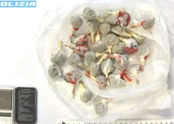 Polizia di stato Ragusa arresto droga sequestro marijuana