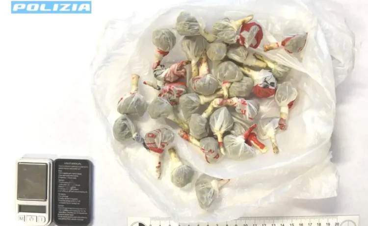 Polizia di stato Ragusa arresto droga sequestro marijuana