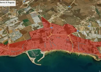 Controlli e movida serale nel centro storico di Ragusa durante l'estate 2026