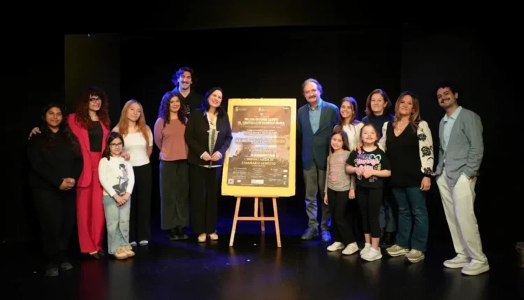 Scalinata del Castello di Donnafugata allestita per la rassegna teatrale estiva