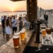 Spillatura birra artigianale a Marina di Modica durante Schiuma 2026