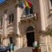 Comune di Scicli con edifici barocchi e piazza cittadina