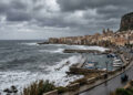 Costa della Sicilia maltempo giovedì con mare mosso e nuvole sul litorale